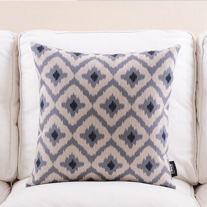 Wood classic black-and-white fluid pillow car cushion sofa lumbar pillow ofhead cushion