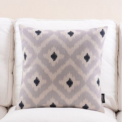 Wood classic black-and-white fluid pillow car cushion sofa lumbar pillow ofhead cushion